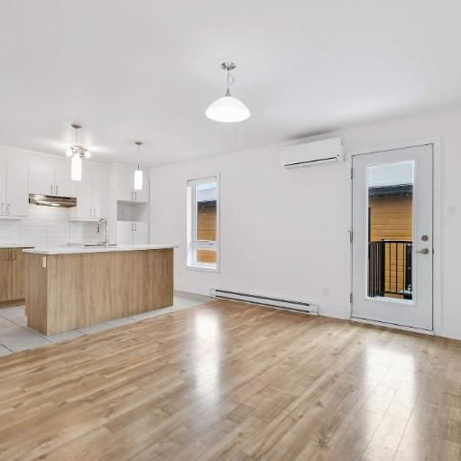 Appartement de 2 chambres à louer à Lavaltrie - Photo 1