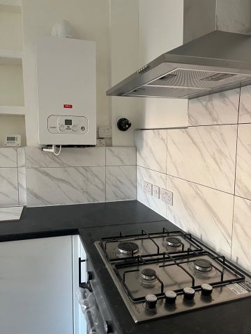 3 Bed End Terrace, Grange Mount, CH43 - Photo 3