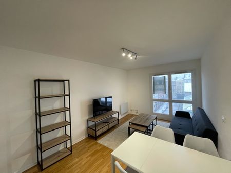 T2 de 37.29m² avec mise à disposition du mobilier, rue Solférino réf 5947 - Photo 2