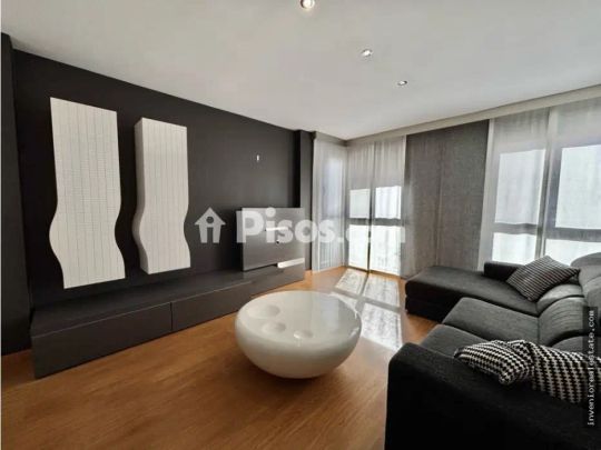 Piso en alquiler en Uji - Foto 1
