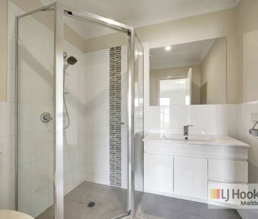 "Well-presented Property" - Photo 3