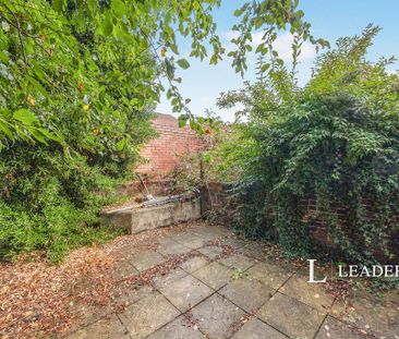 3 bedroom terraced house to rent - Photo 3