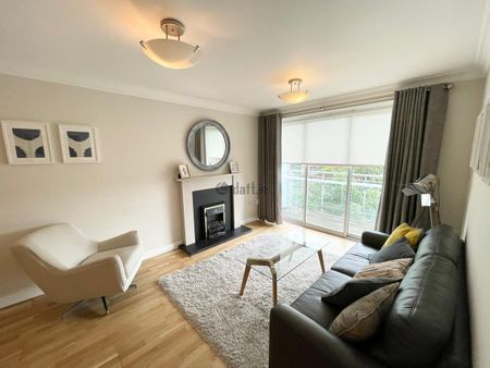 Apartment to rent in Dublin, Saint Kevin's - Photo 2