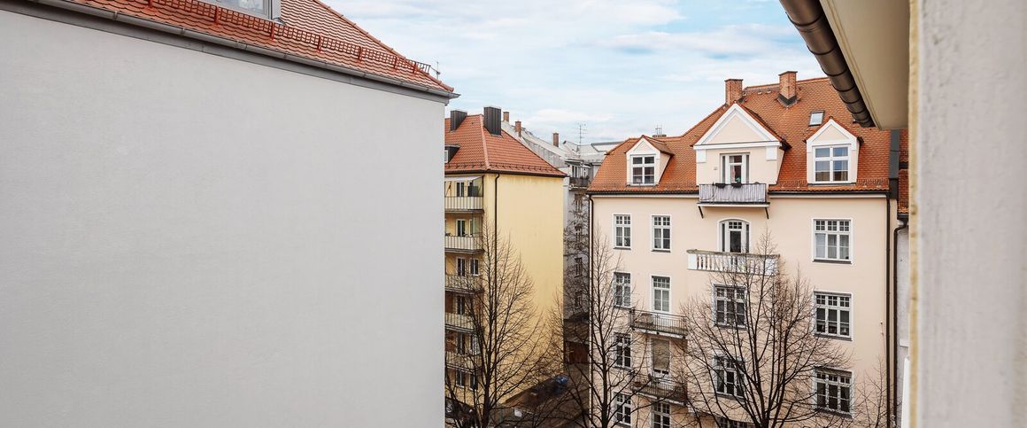Prime location: beautifully furnished apartent - Photo 1