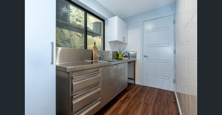 AVAILABLE SOON - Photo 3