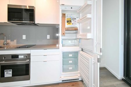 For Lease - 21 Lawren Harris Square Unit# 414, Toronto, Ontario - Photo 2