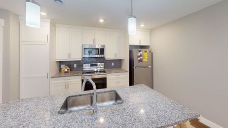 200 Lian St #4 - Photo 5