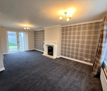 3 bedroom semi-detached house to rent - Photo 1