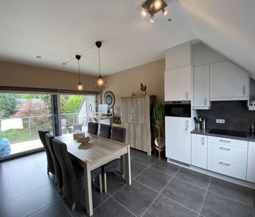 Heel leuk dakappartement nabij de markt van Geel - Photo 1
