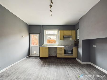 2 bedroom end of terrace house to rent - Photo 5