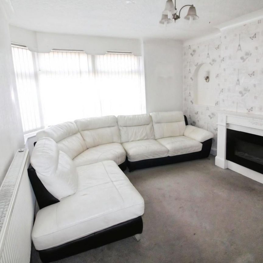 3 bedroom House To Let - Photo 1