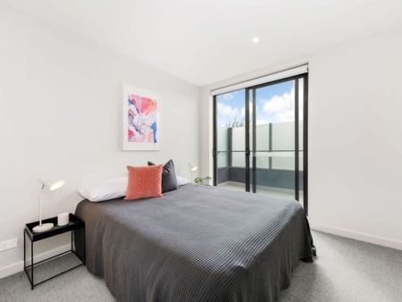 Modern Apartment in Heart of Bentleigh - Photo 5