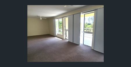 Spacious and Modern Coastal Retreat in Boyne Island - Photo 5