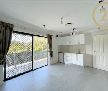 Just Fully Renovated&excl; Spacious and Modern Double Storey 7 Bedroom House&excl;&excl; - Photo 6