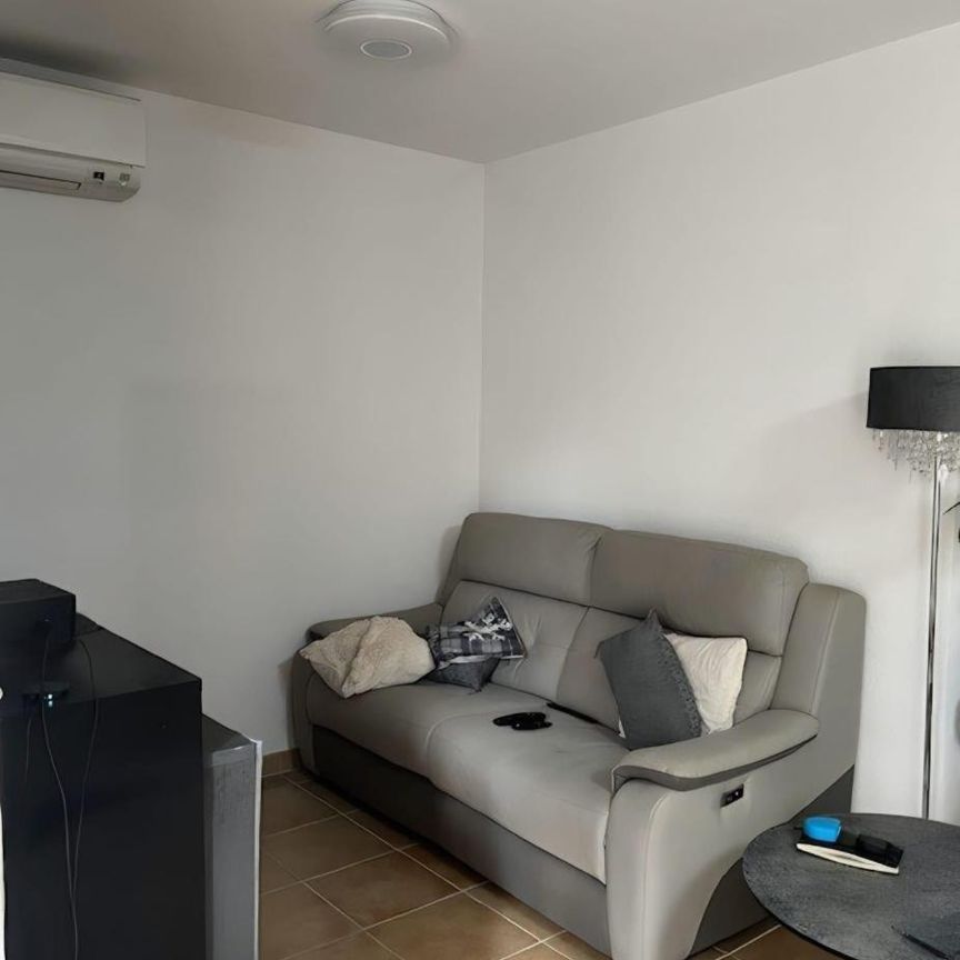 Location Appartement 2 pièces 57m² GONFARON 83590 - Photo 1