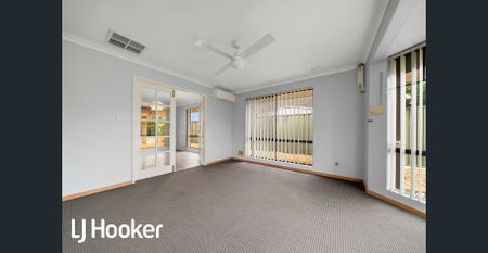 4x2x2 With Theatre - Photo 3