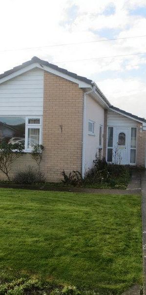 2 bedroom detached bungalow to rent - Photo 1