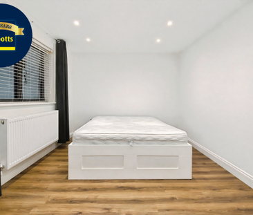 High Street, Brentwood, CM14 - Photo 2