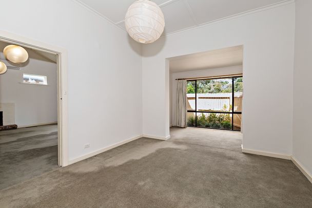 31 Potter Street, Black Rock VIC 3193 - House For Rent | Domain - Photo 1