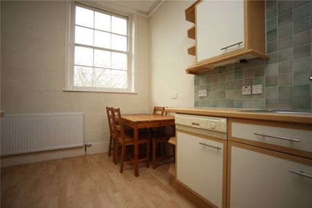 Royal Parade, - Photo 3