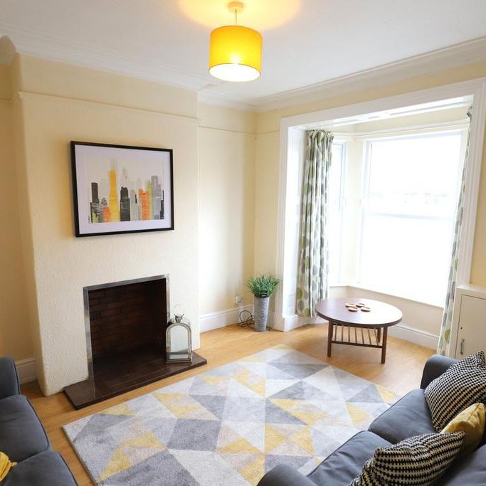 4 bedroom terraced house to rent - Photo 1