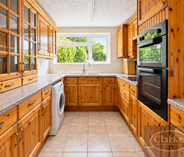 5 bedroom semi-detached house to rent - Photo 5