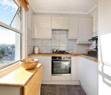 Wynell Road, London, SE23 2LN - Photo 4