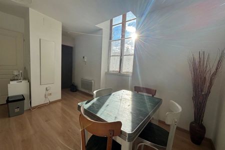 Location appartement meublé type 2 Montélimar - Photo 2