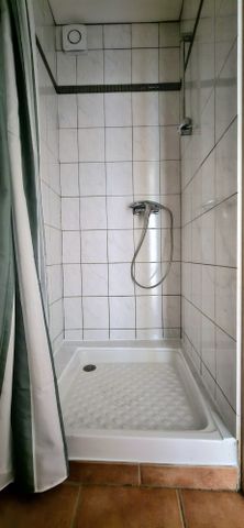 Location Appartement 2 pièces 52m² PIGNANS 83790 - Photo 4