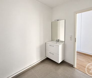 Location Appartement 2 pièces 53m² MONTIGNY LES METZ 57950 - Photo 4