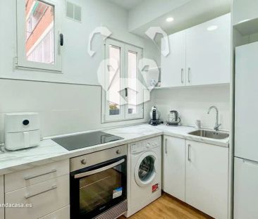 Piso de alquiler en Ferrer del Río, Guindalera - Photo 3