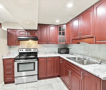 For Lease - 21 Upland Drive, Whitby, Ontario - Photo 5