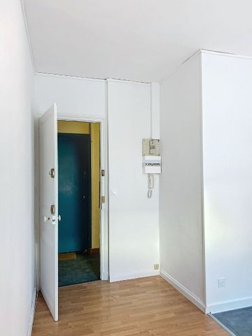 Appartement à louer - REIMS- CENTRE- - Photo 5