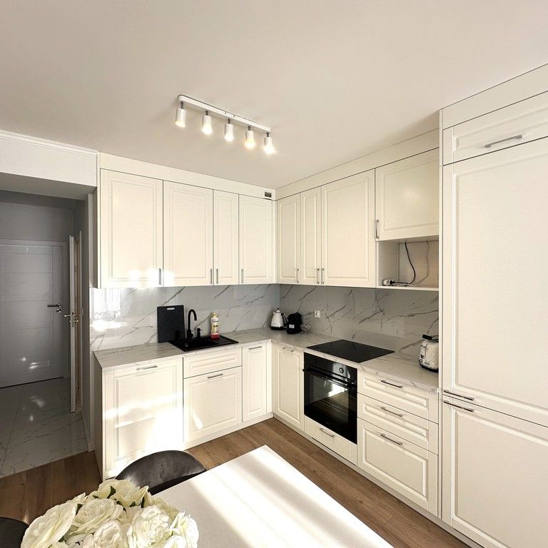 Stylowe 4-pokojowe mieszkanie na wynajem – Rzeszów - Photo 1