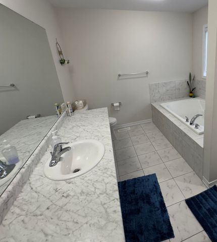 For Lease - 20 Legacy Lane, Thorold, Ontario - Photo 4