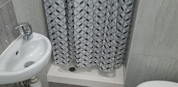 Smith Street, Surbiton KT5, London - Photo 2