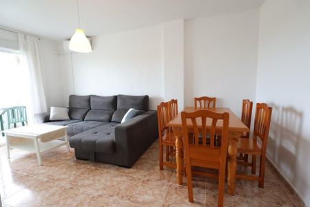 Acogedor Apartamento en Punta Prima, Torrevieja - Photo 2