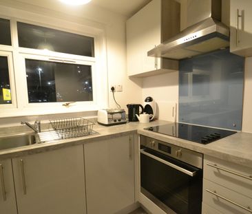 1 Bed Flat, St. Mungo Avenue, G4 - Photo 3