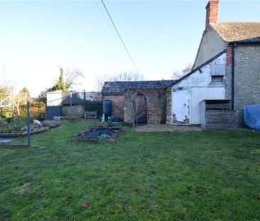 3 bedroom detached house to rent - Photo 5