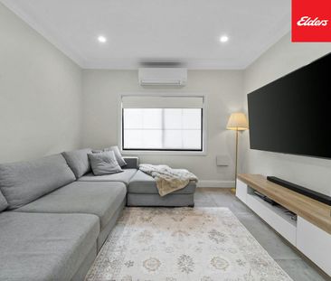Spacious 3-Bedroom Family Home with Direct Access to Henty Park - Photo 1
