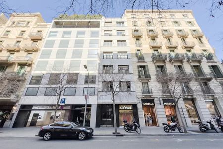 Carrer del Rosselló, Barcelona, Catalonia 08008 - Photo 4