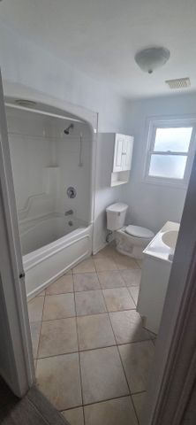 For Lease - 3784 Sinnicks Avenue Unit# 1, Niagara Falls, Ontario - Photo 3