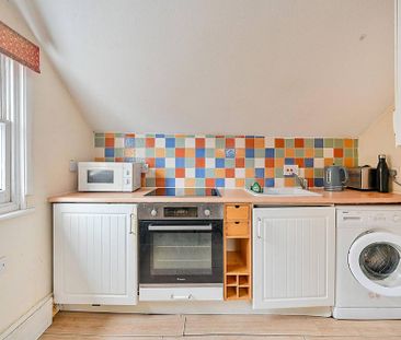 Studio to rent - Photo 3