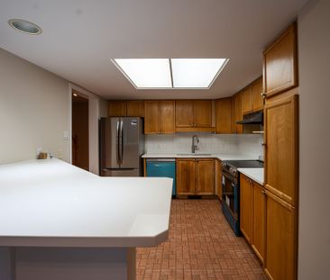 For Lease - 79 Forestglade Crescent, Hunt Club - South Keys and Are... - Photo 4
