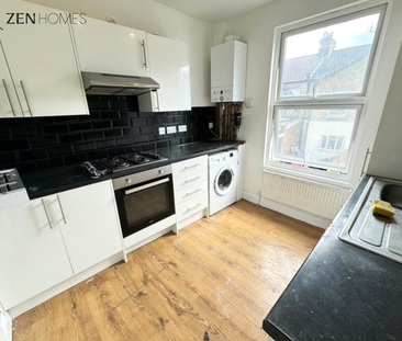 3 bedroom flat to rent - Photo 5