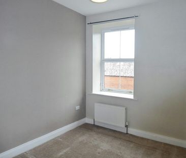 Flat to rent on - Photo 4