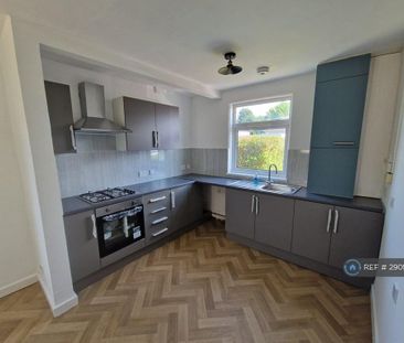 3 bedroom terraced house to rent - Photo 5