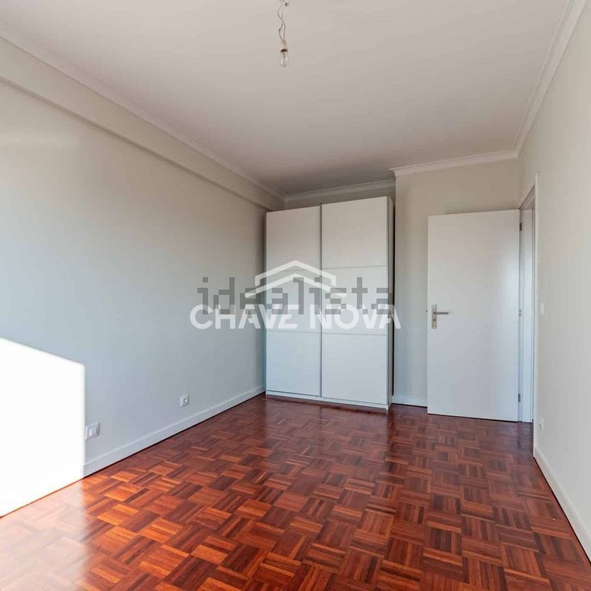Apartamento em Candal - Regadas, Santa Marinha - Photo 1