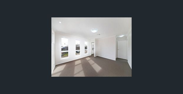 Contemporary Elegance...Low Maintenance Living at its Best! - Photo 1