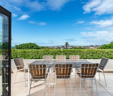 Stunning Two Bedroom Apartment in Bronte With A Large Entertaining ... - Photo 6